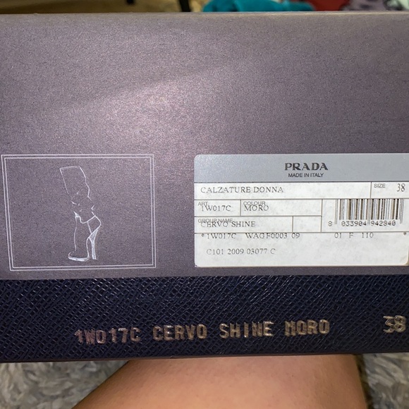 Prada heeled scrunch boots. - Picture 9 of 12